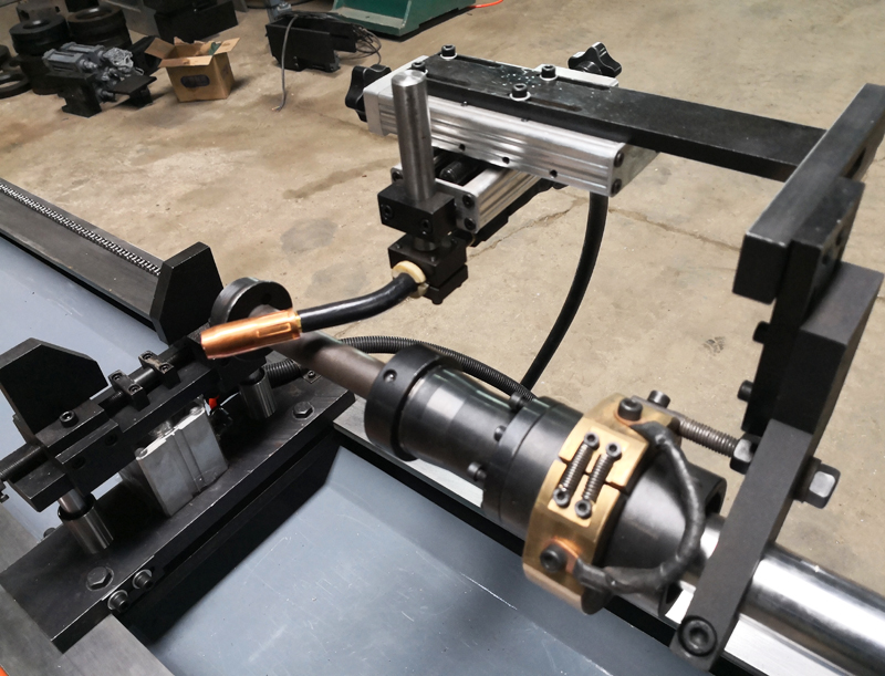 托輥雙端自動焊接機(jī)床